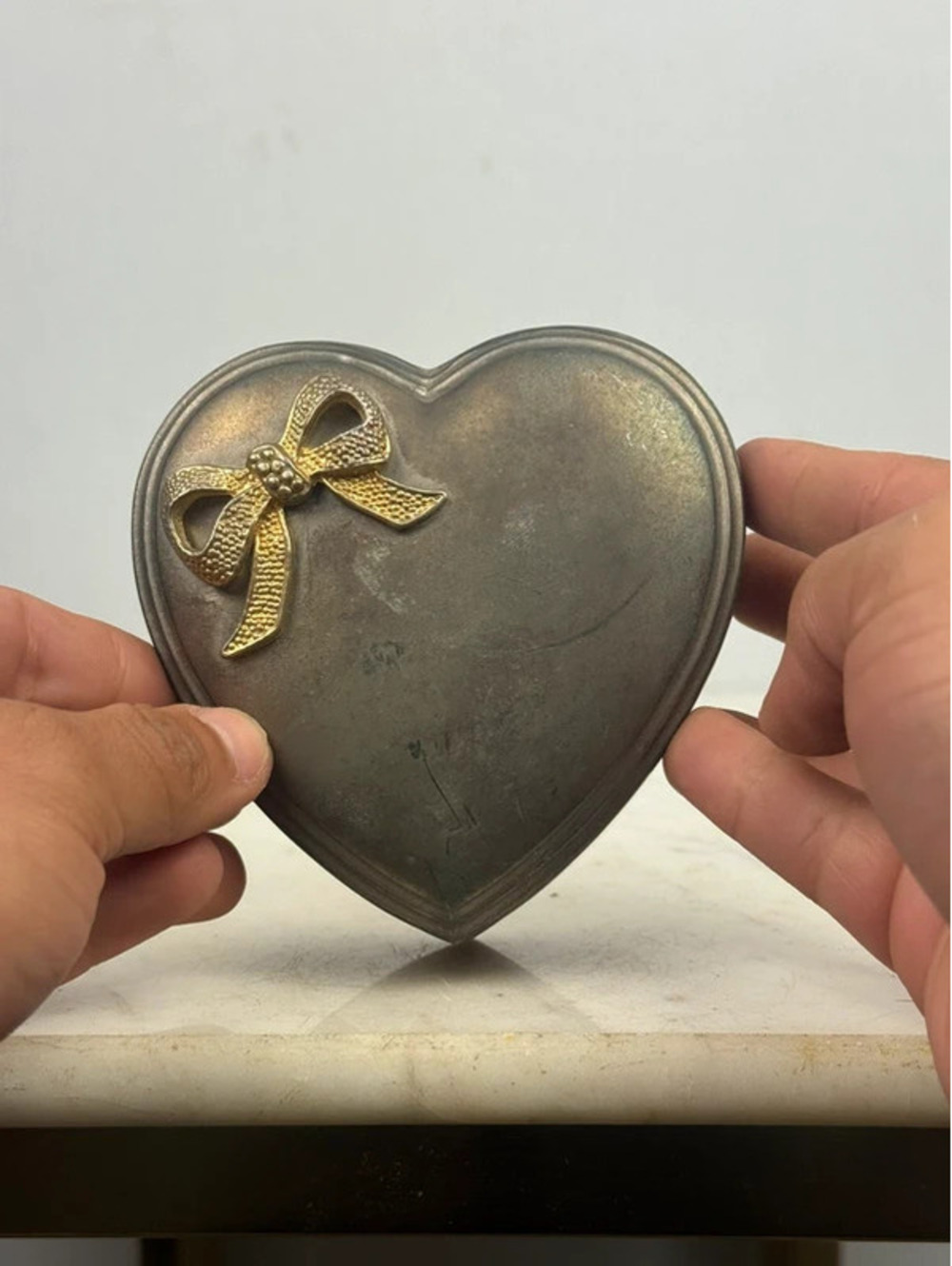 Vintage Heart Shaped Metal Trinket Box Gold Bow Jewelry Box